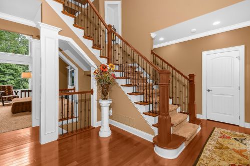 5056 Cornice Ct, Galena, OH 43021-9076