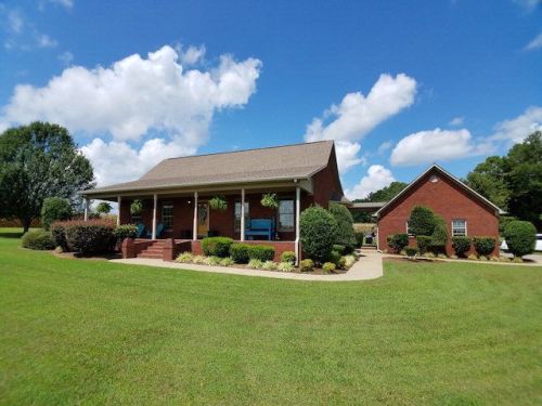 320 Republican Grv Rd, Trezevant TN  exterior