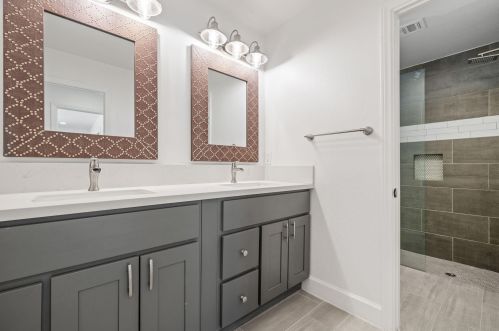 48890 Eisenhower Dr, La Quinta CA  92253-6223 exterior