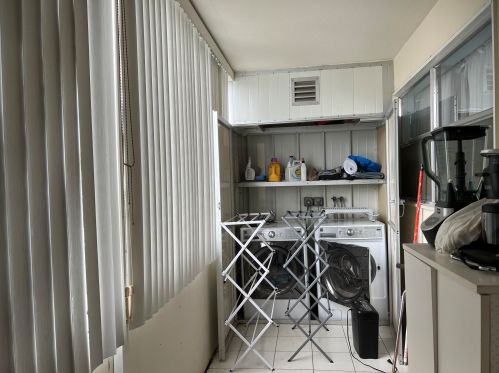 64 Saxony B, Delray Beach FL  33446-1806 exterior