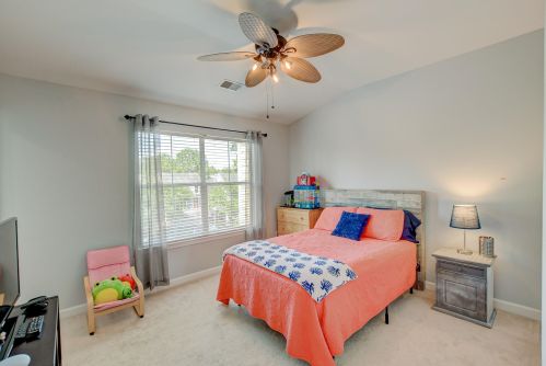 160 Fair Sailing Rd, Mount Pleasant SC  29466-8158 exterior