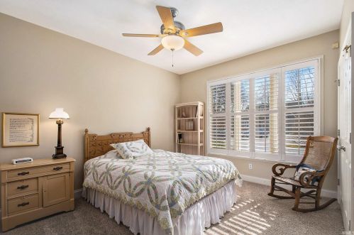 1540 Lake George Dr, Mishawaka IN  46545-4065 exterior