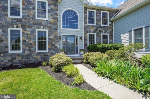 3 Hempstead Rd, Newtown Square, PA 19073-3970