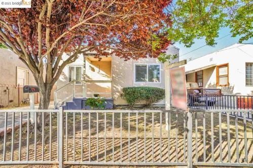229 15th St, West Pittsburg, CA 94565-3804