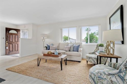 5858 Scripps St, San Diego, CA 92122-3212