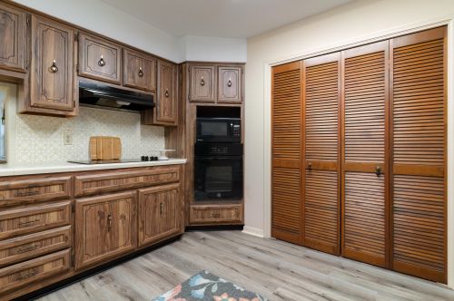 935 Holbrook Cir, Fort Walton Beach FL  32547-6733 exterior