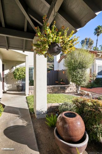 12587 Spindletop Rd, San Diego, CA 92129-3717