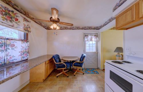 490 Toledo Ave, Marion OH  43302-2145 exterior