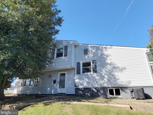 201 Kennedy Blvd, Gloucester, NJ 08031-1124