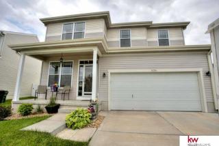 16514 Loop St, Omaha, NE 68136-1389