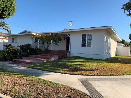 10346 Lindesmith Ave, Whittier, CA 90603-2616