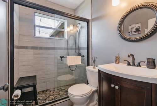 2300 58th Ter, Hollywood FL 33021-3226 exterior