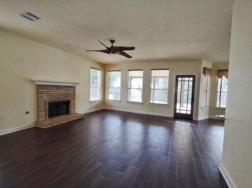 702 Delmar Dr, Georgetown TX  78626-6335 exterior
