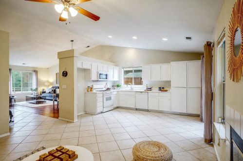 840 Babbs Crk Dr, Gilroy CA  95020-3401 exterior