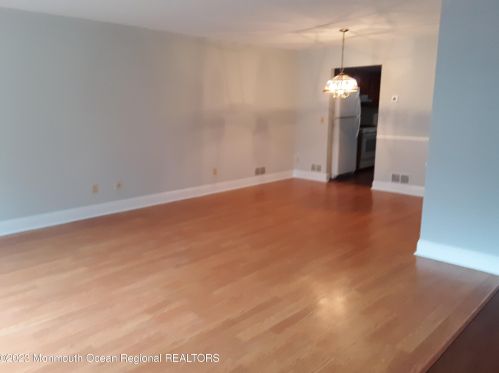 520 Davids Ct, Lakewood NJ  08701-5881 exterior