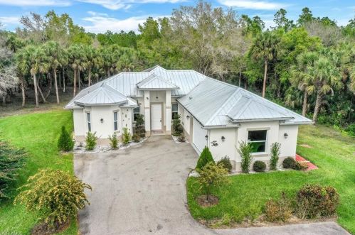 4875 20th Ave, Naples FL  34117-9194 exterior