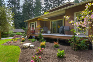 8832 Loughrey Ave, Indianola, WA 98342-9780