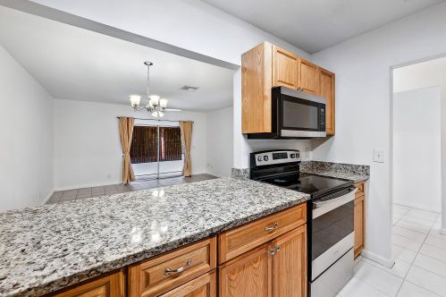 8649 Satalite Ter, West Palm Beach FL  33403-1646 exterior
