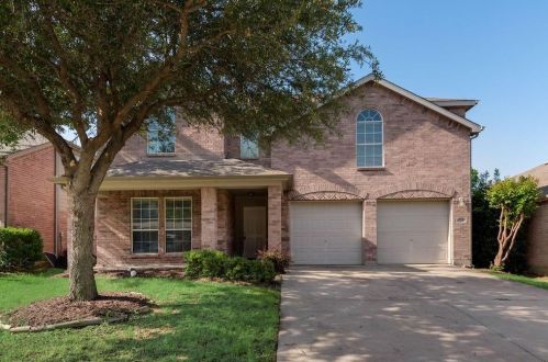1728 Nighthawk Dr, Oak Point TX  75068-8470 exterior