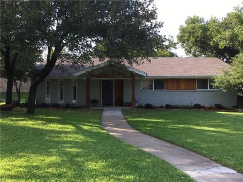 2215 Archer Trl, Denton, TX 76209-7805