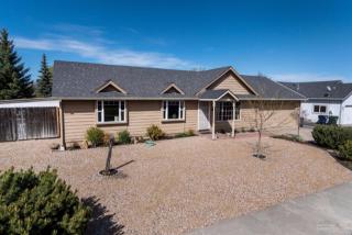 2050 Mays Ave, Bend OR  97701-6372 exterior