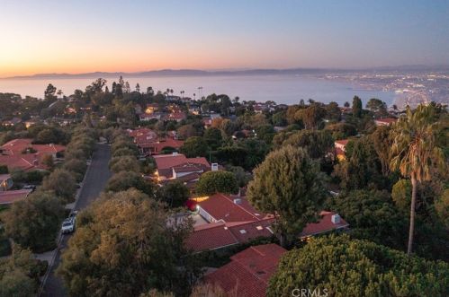 2433 Via Sonoma, Palos Verdes Estates CA  90274-2030 exterior