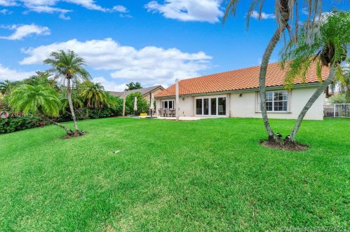 16255 10 St, Hollywood FL  33024-4410 exterior