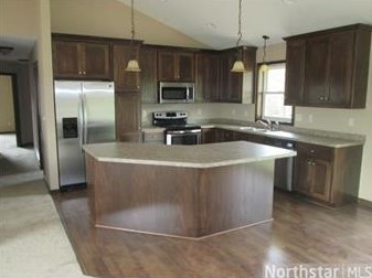 2791 Churchill St, Saint Paul, MN 55113-2045