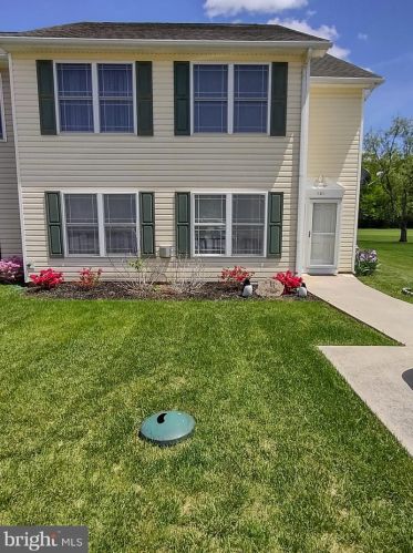 131 Baltusrol Dr, Charles Town, WV 25414-4085
