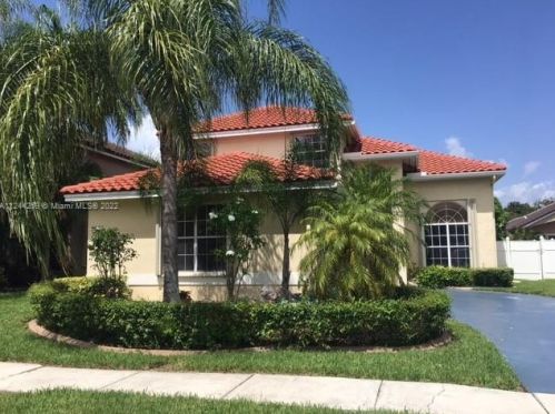 1320 185th Ave, Hollywood, FL 33029-3646