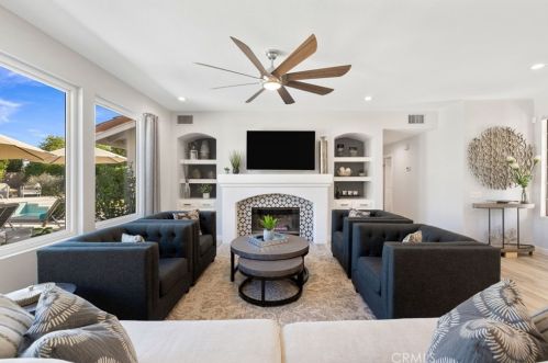 78720 Avenida La Fonda, La Quinta CA  92253-2805 exterior