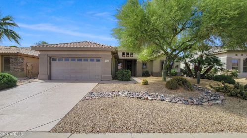 17496 Escalante Ln, Sun City, AZ 85374-6352