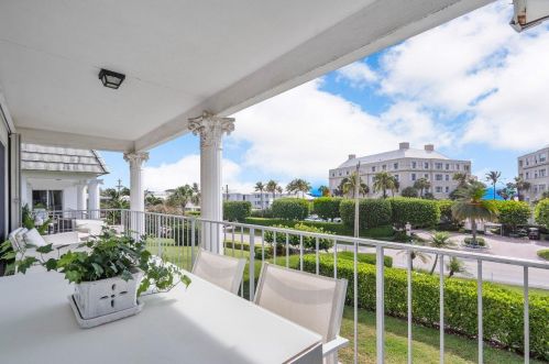4400 Ocean Blvd, Delray Beach, FL 33483-7521