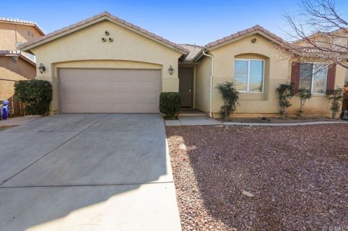 13747 Andean Ct, Victorville, CA 92394-7514