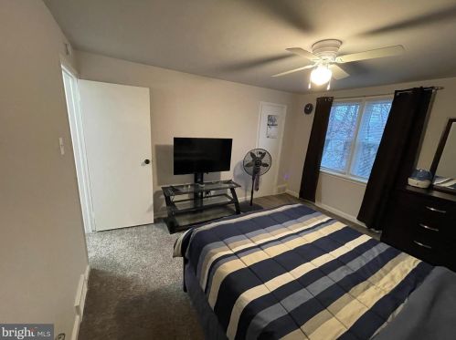 431 Park Dr, Manor PA  19036-1617 exterior