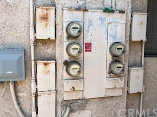 9242 Park St, Bellflower CA  90706-5665 exterior