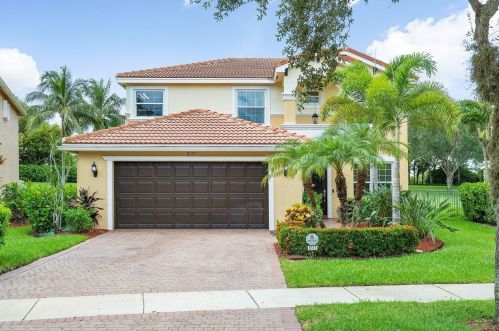 8171 Emerald Winds Cir, Boynton Beach, FL 33473-7837