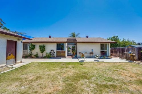 1690 Gustavo St, El Cajon CA 92019-3408 exterior