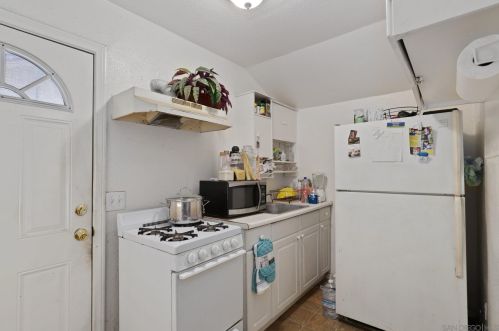 1433 Coolidge Ave, National City CA  91950-4421 exterior