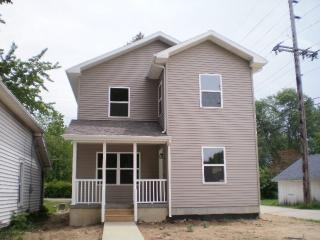 407 Main St, Nappanee, IN 46550-1219