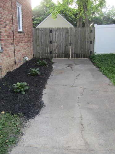 7256 Eastlawn Dr, Cincinnati, OH 45237-3516