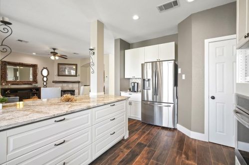 101 Armstrong Cv, Creedmoor, TX 78610-3140