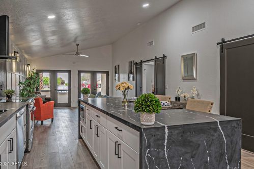 1250 Chicago Cir, Chandler, AZ 85225-5426