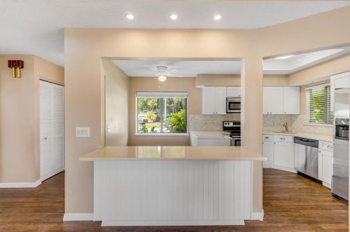 2819 Silver Palm Dr, Edgewater FL 32141-5501 exterior