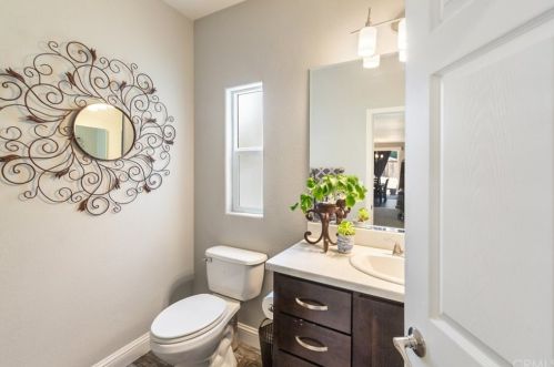 29885 Camino Del Sol Dr, Temecula CA  92592-2114 exterior