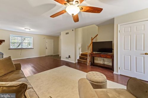 104 Vlg Grn Dr, Gilbertsville PA  19525-9500 exterior