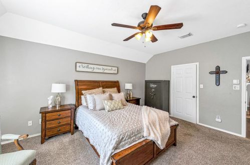 4902 Lk Catherine Ct, Richmond TX 77407-7990 exterior