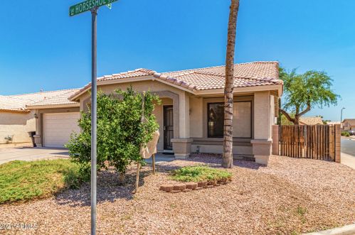 543 Horseshoe Ave, Gilbert, AZ 85233-6369