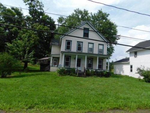 21 Brook St, West Laurens, NY