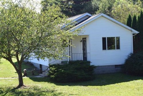 2053 Flat Top Rd, Ghent, WV 25843-9303
